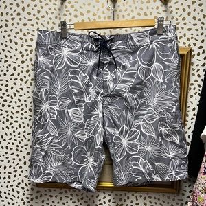 J.Crew Hawaiian Flower 9-inch Board Shorts 32